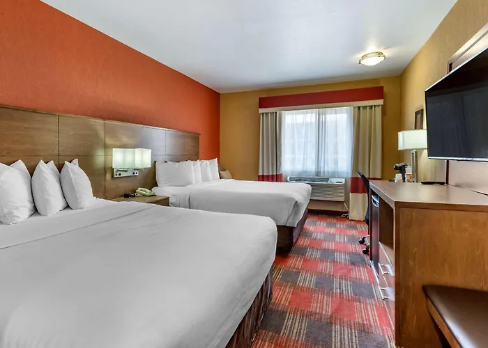 Comfort Lucky Lane I-40 Inn 4*