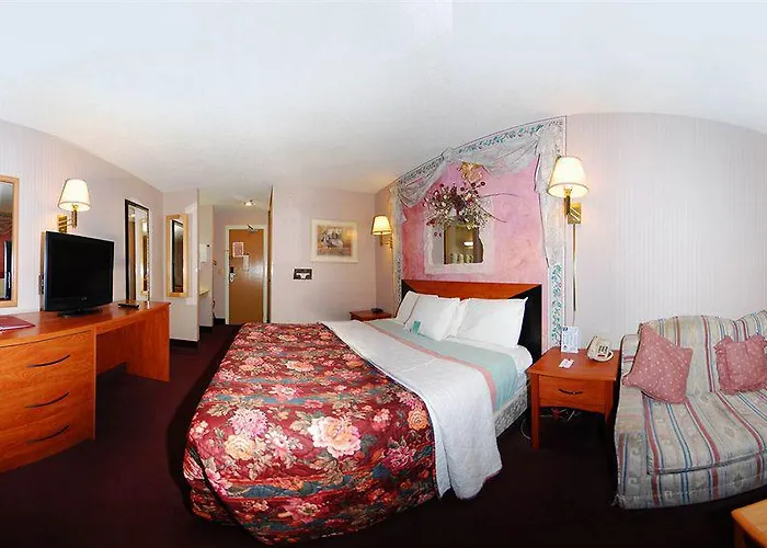 Comfort Lucky Lane I-40 Inn
