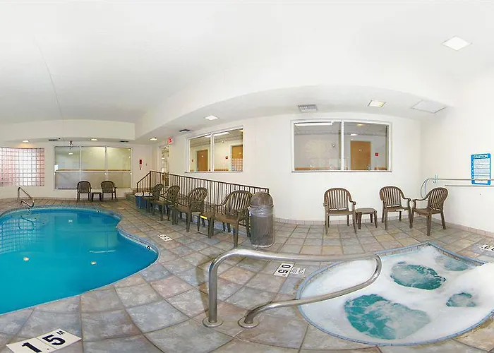 Comfort Lucky Lane I-40 Inn